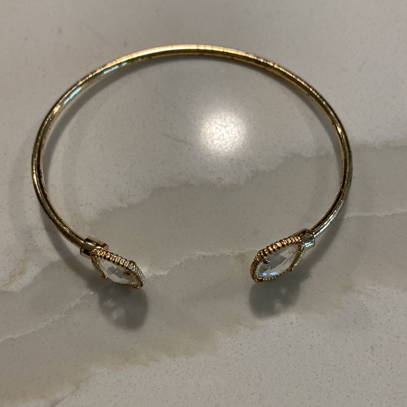 Gold adjustable bracelet with clear stones - Picture 2 of 3